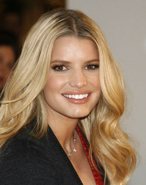 jessica-simpson-headshot.jpg